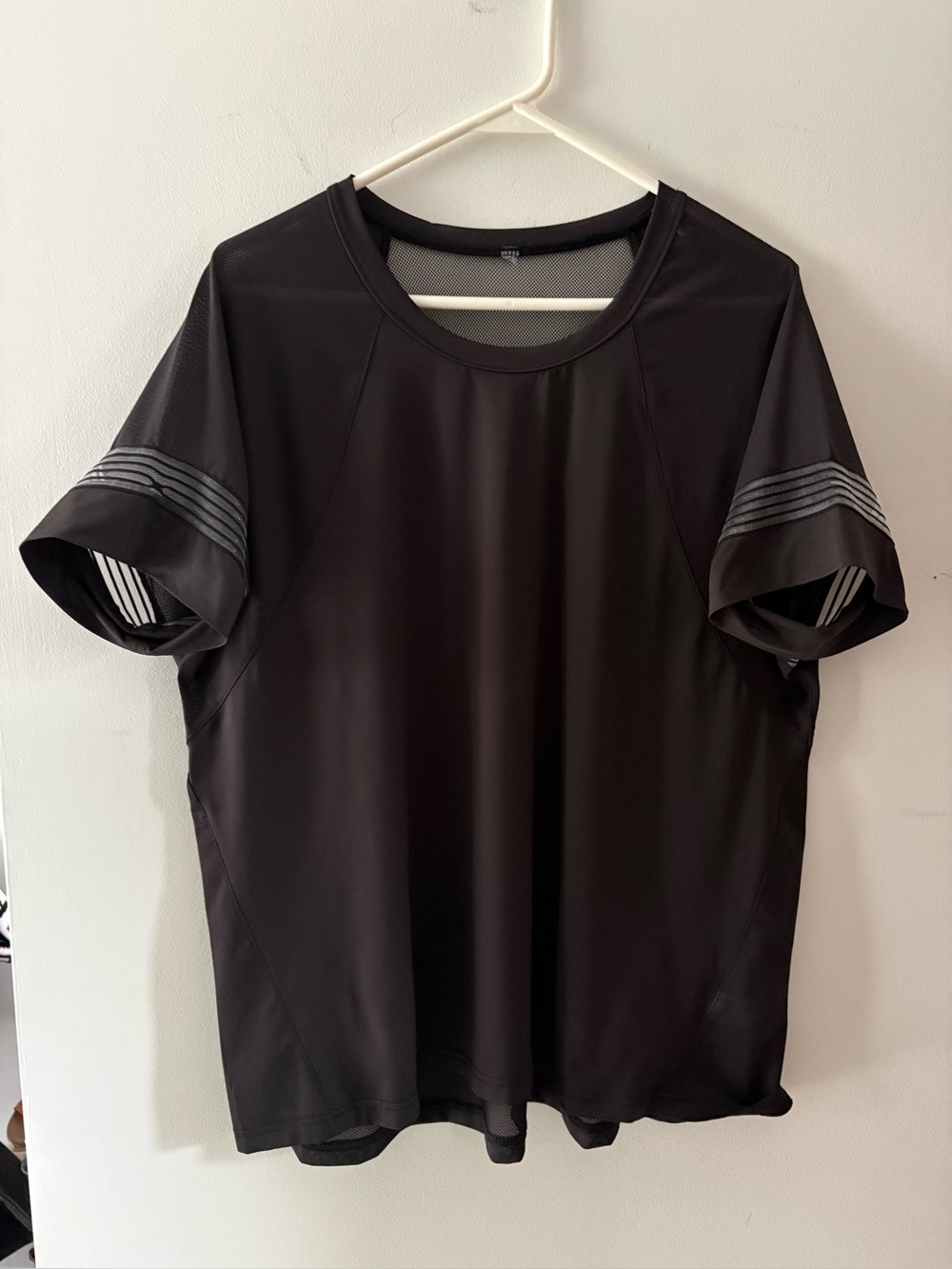 Ladies Black Performance Crew Neck Shirt Mesh Inserts Plus Size 2X